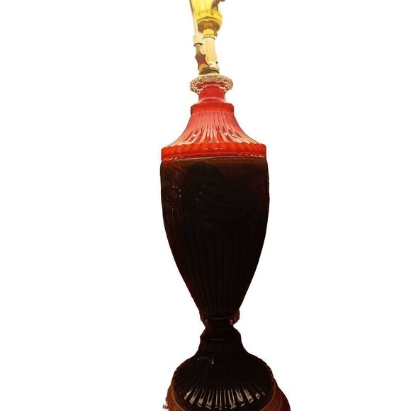 Vintage glass earn style lamp - Picture 4 of 11